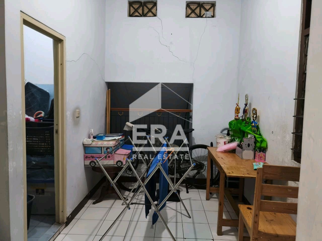 interior 9