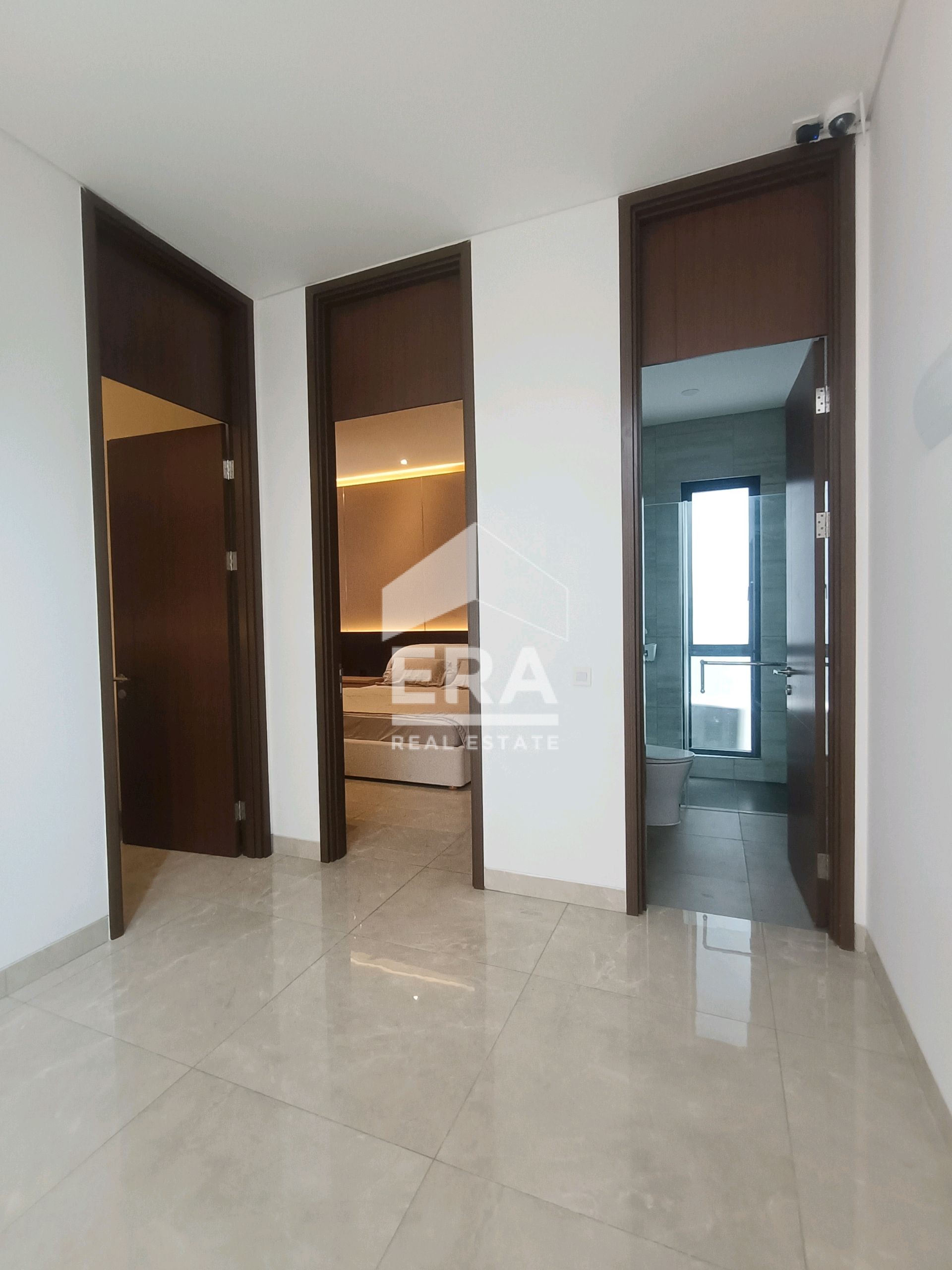 interior 9