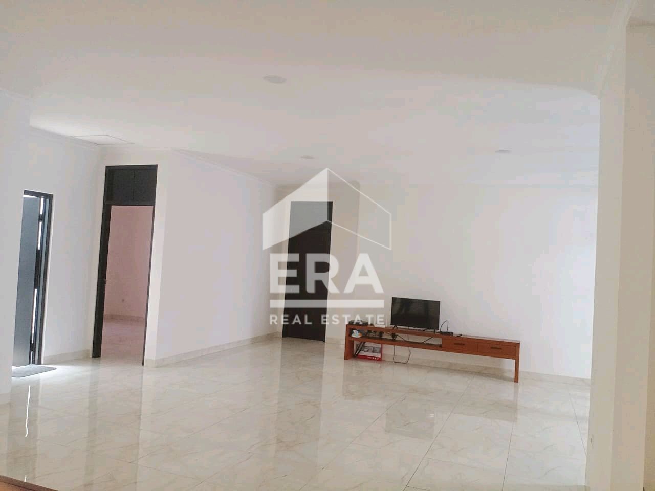 interior 3