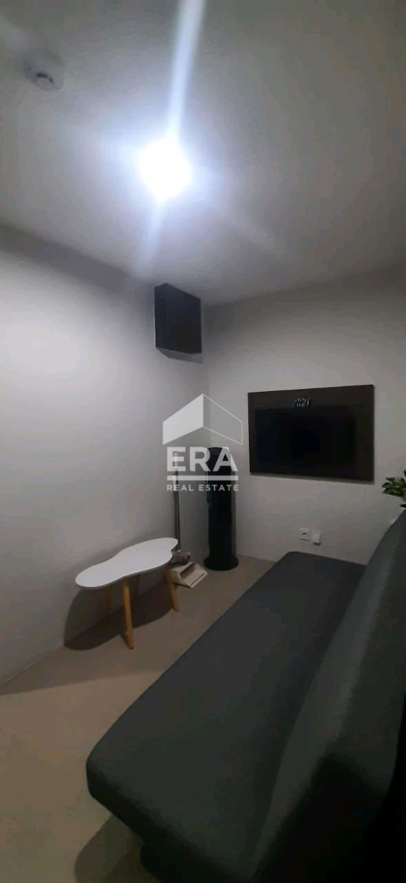 interior 4