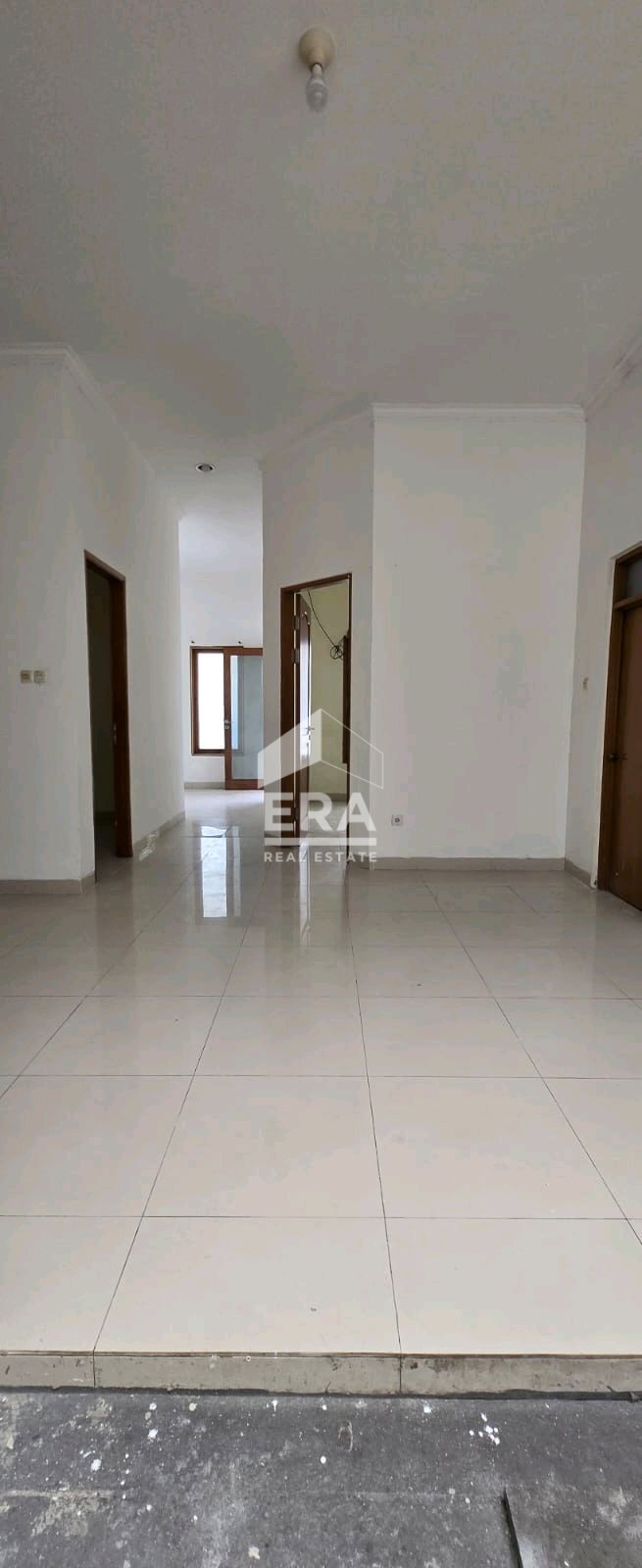 interior 6
