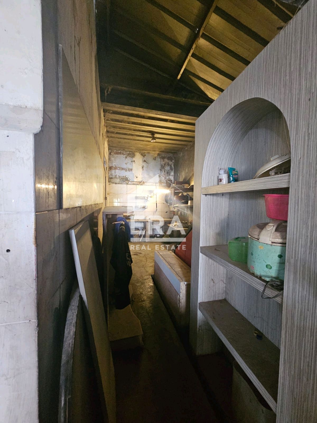 interior 6