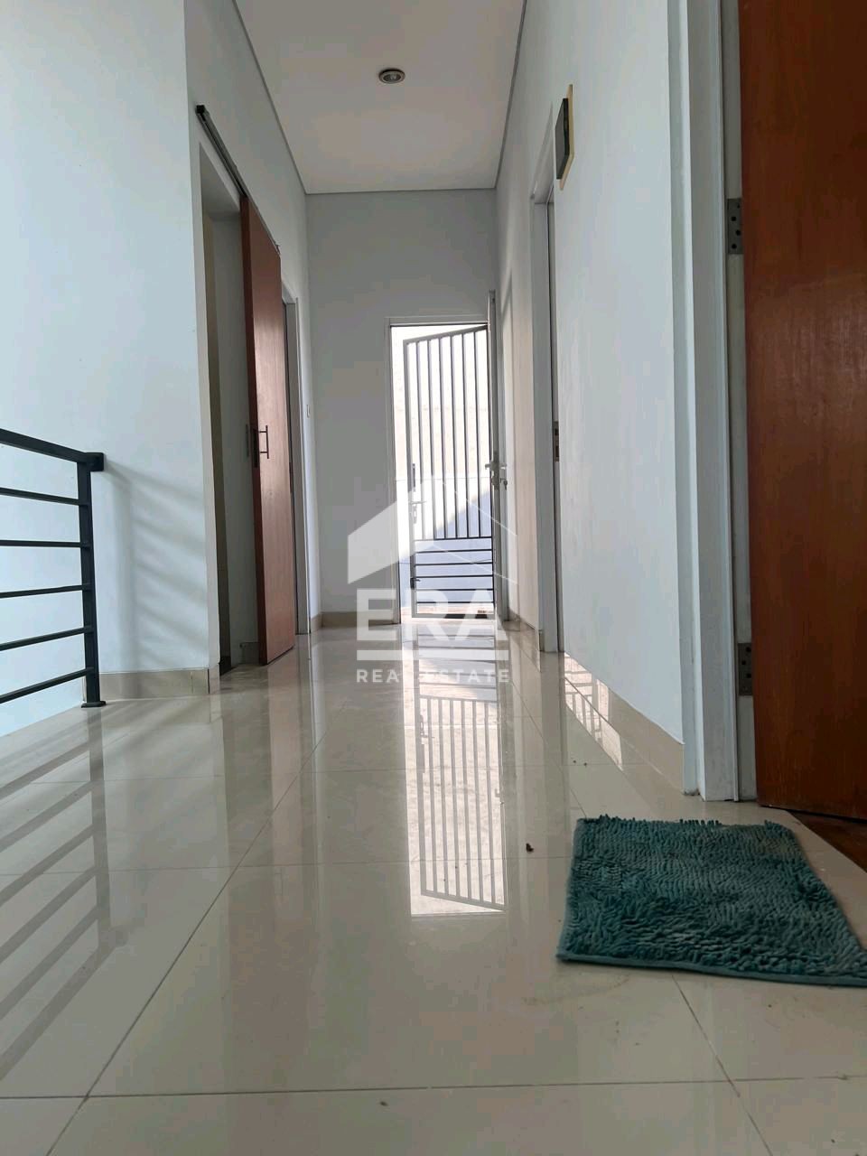 interior 6