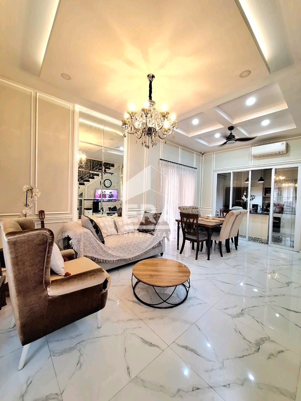 interior 5