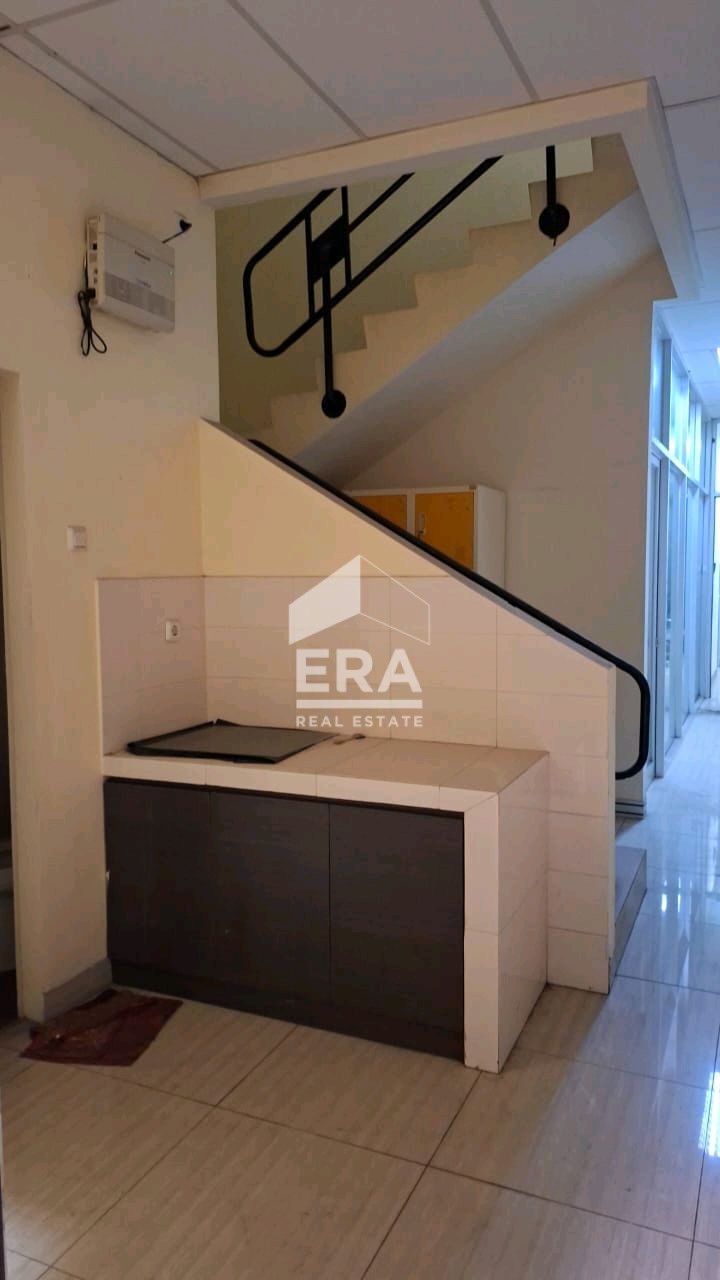 interior 10