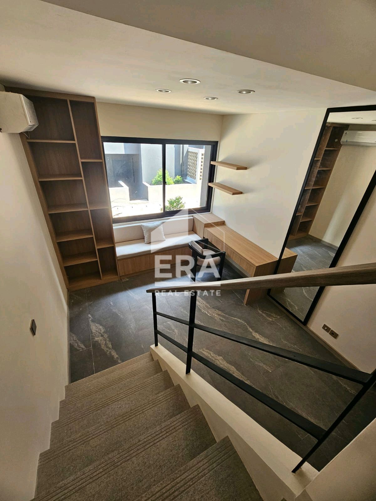interior 7