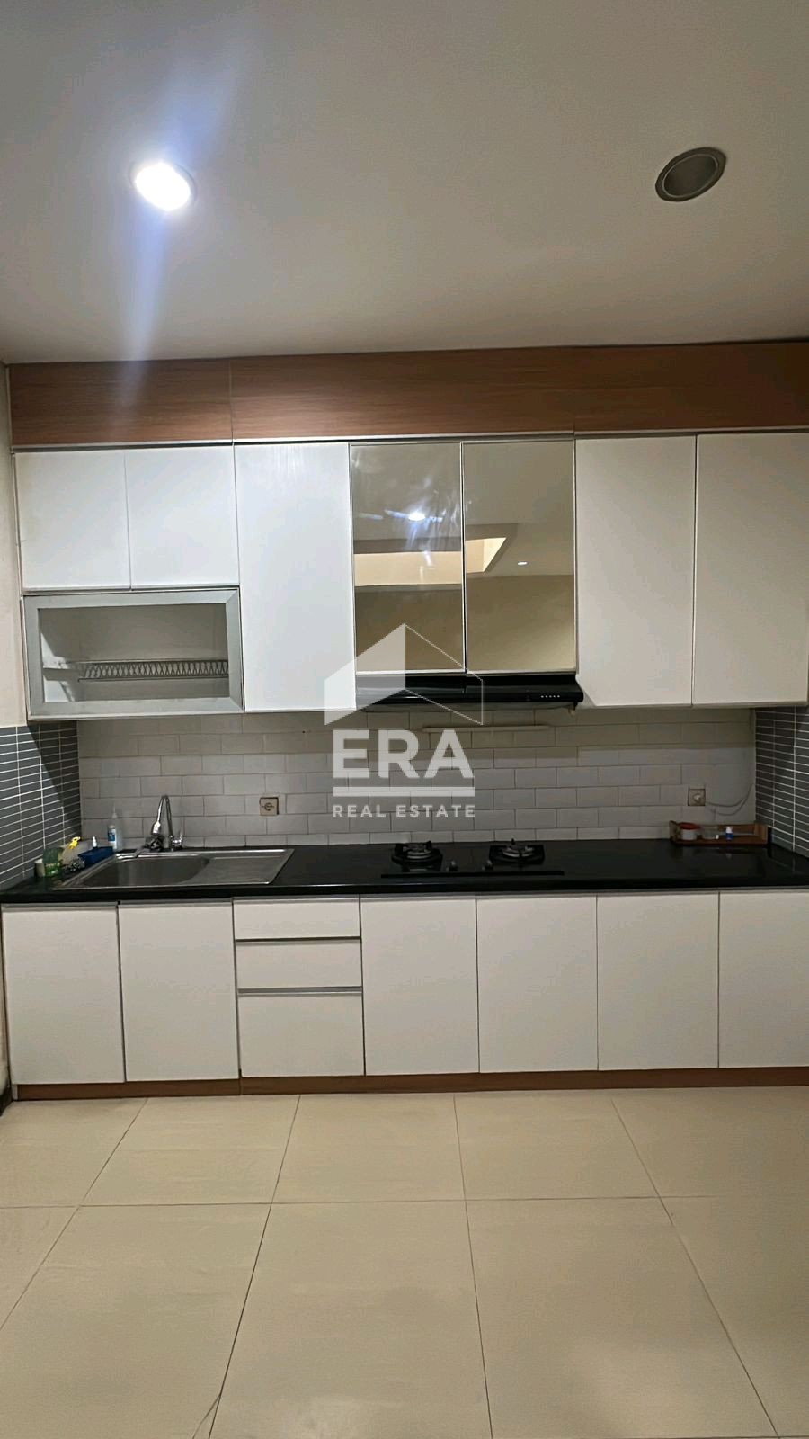 interior 6