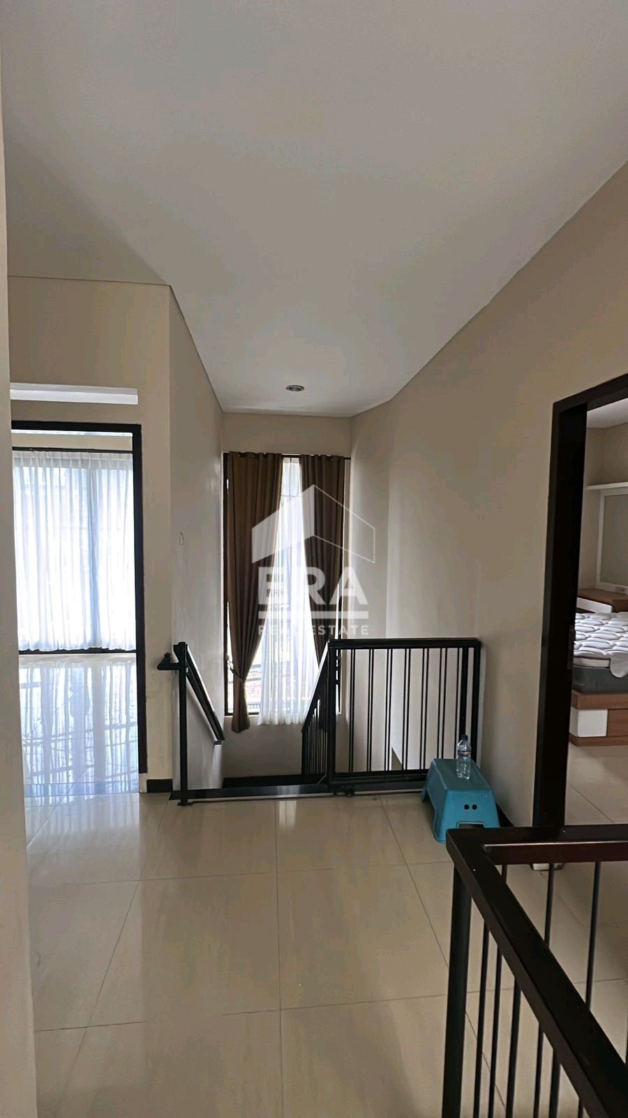 interior 2