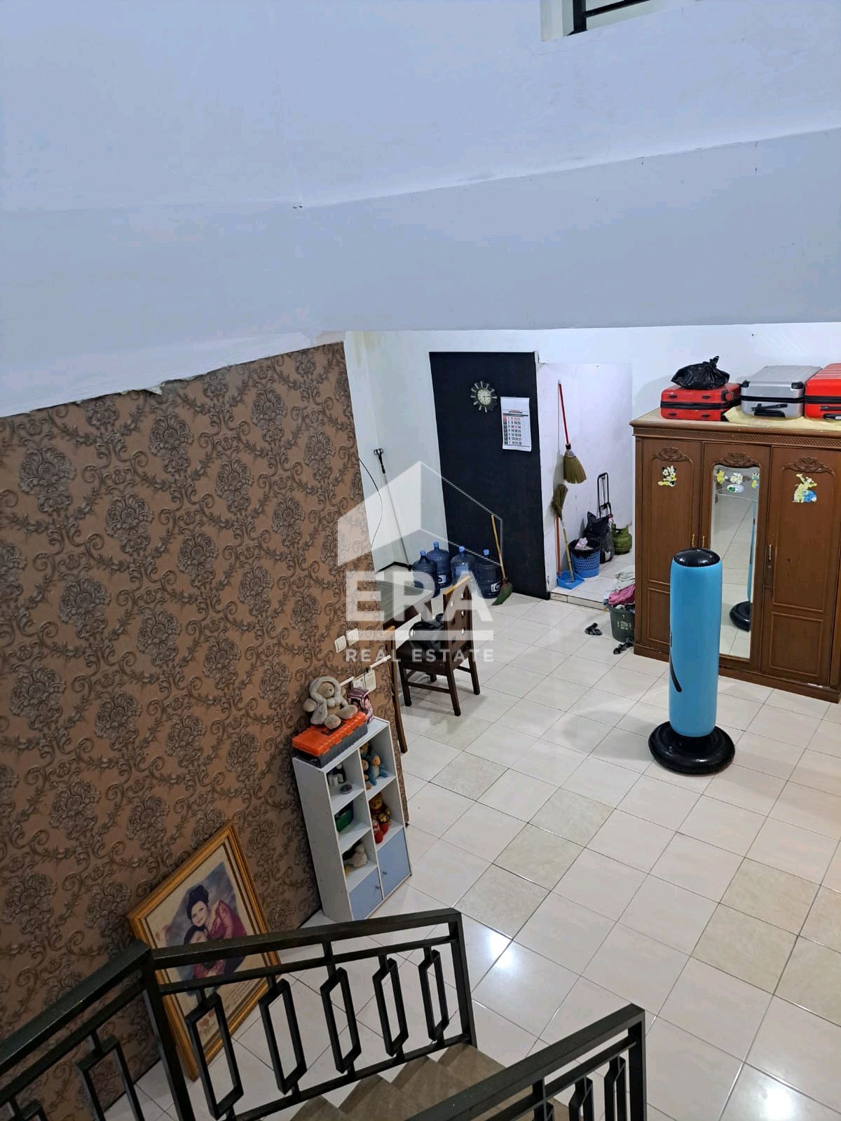 interior 4