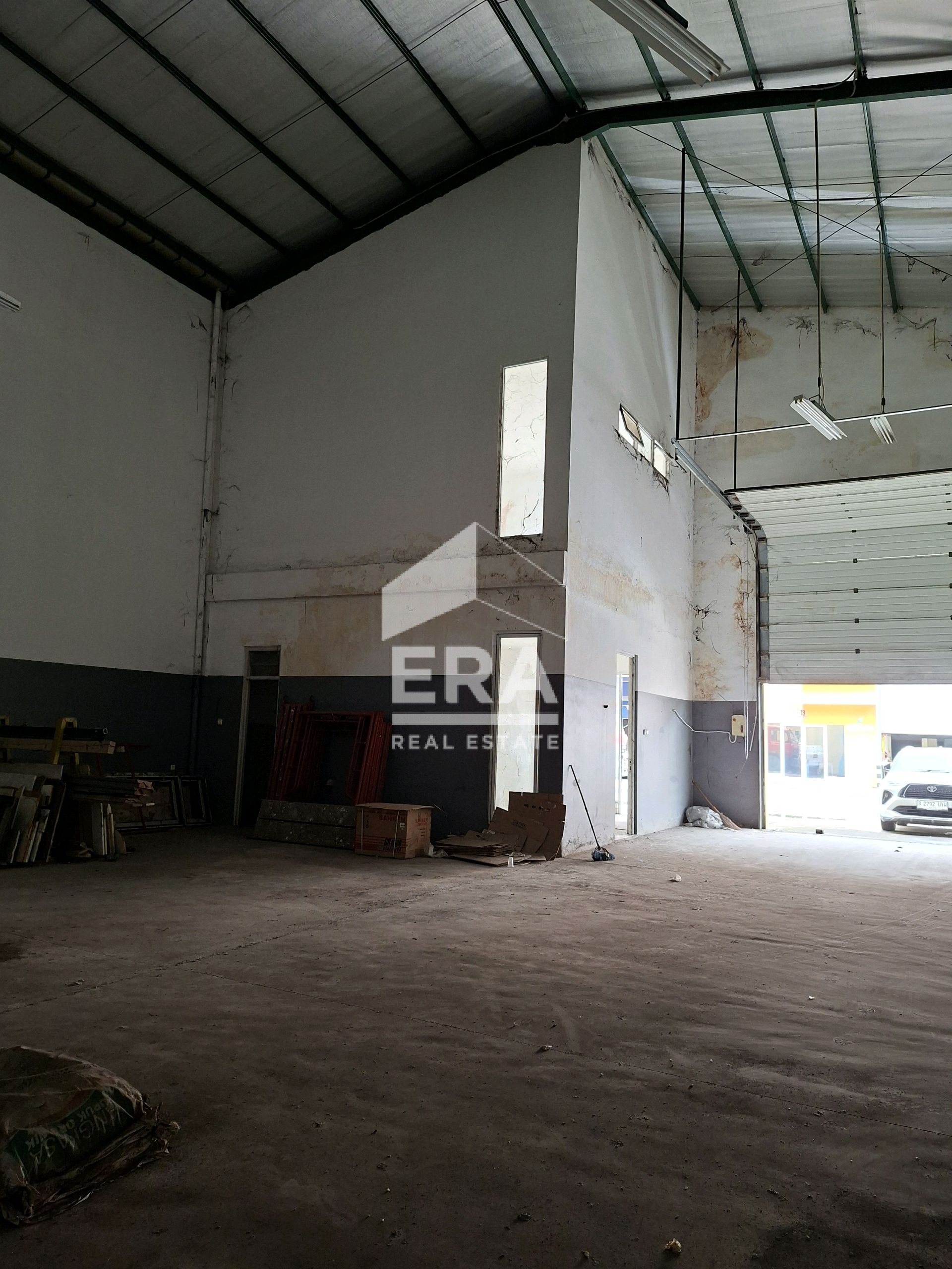 interior 6