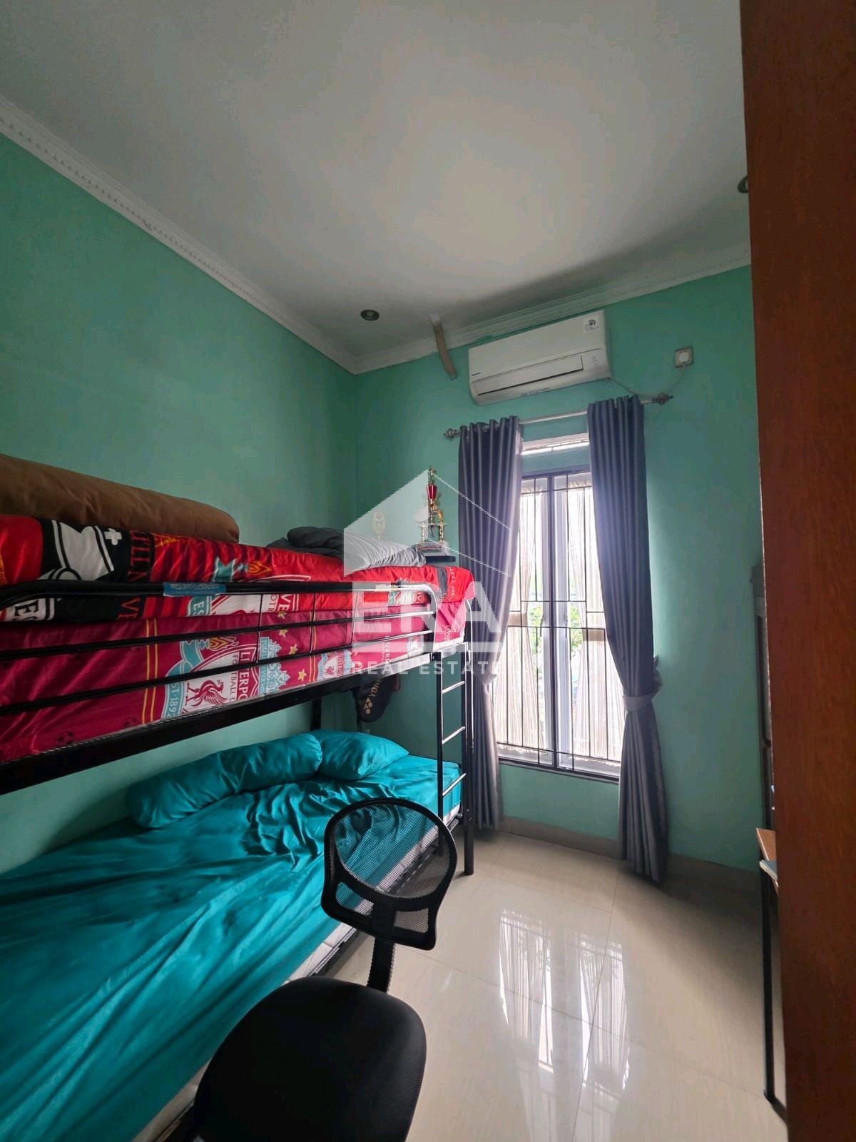 interior 6