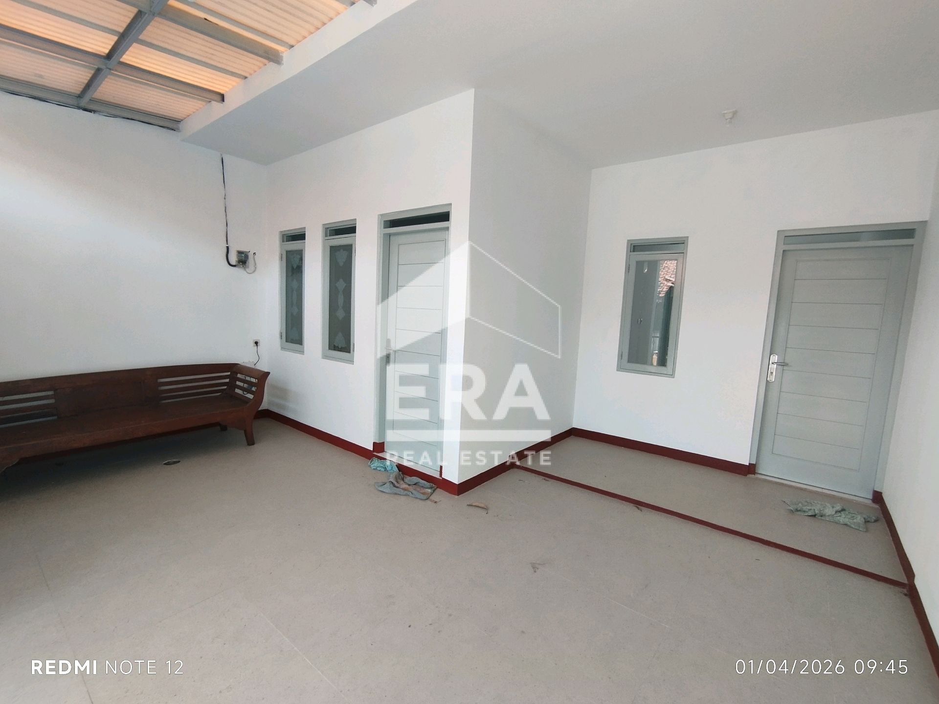 interior 8
