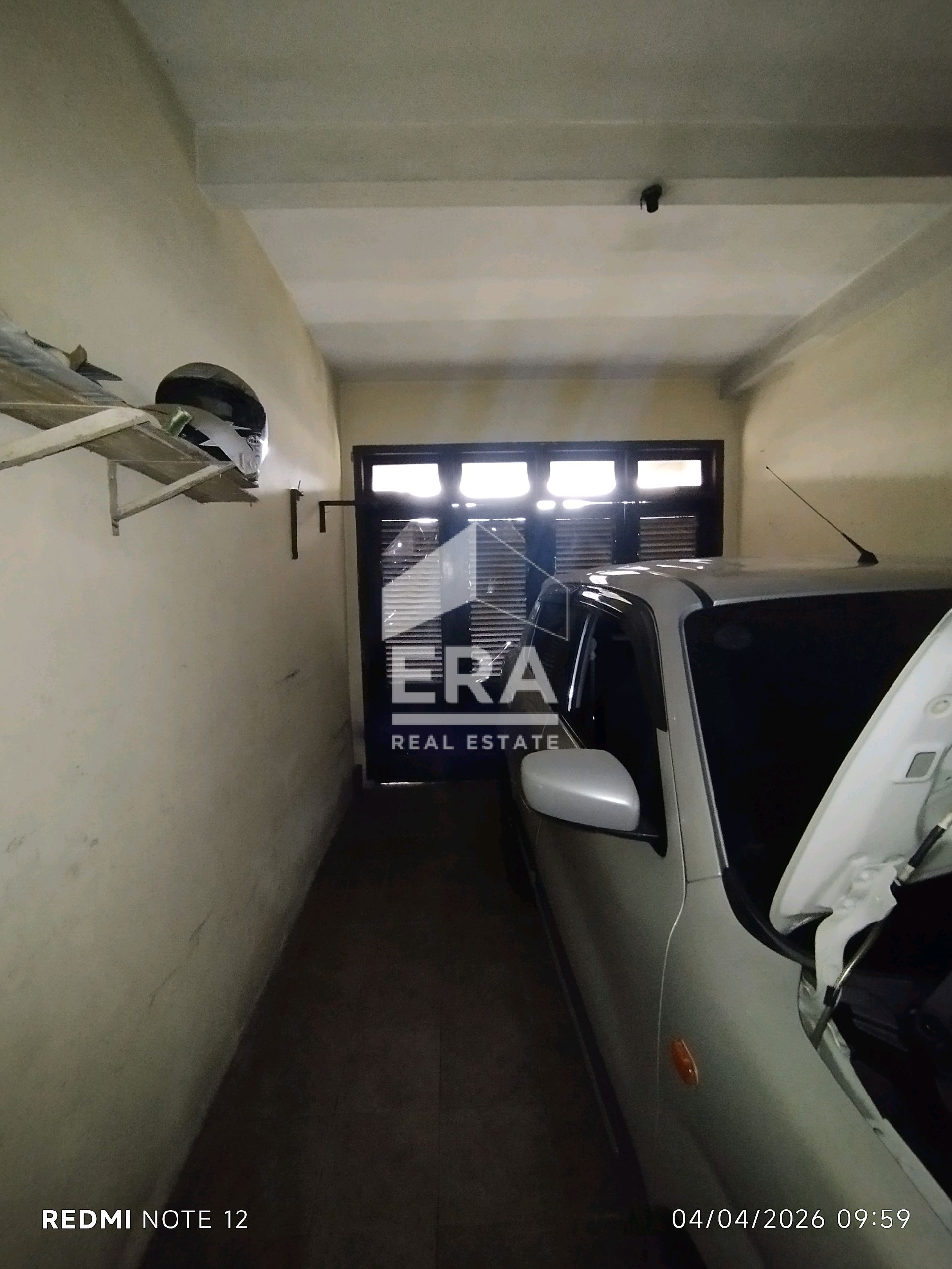 interior 9