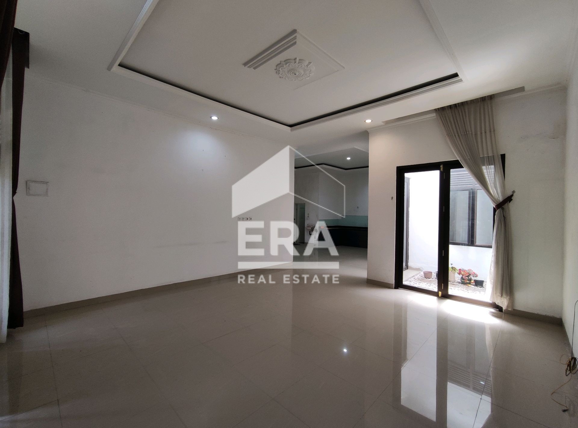 interior 4