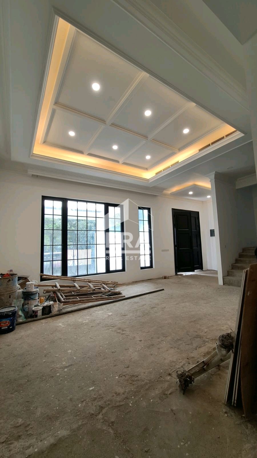 interior 9