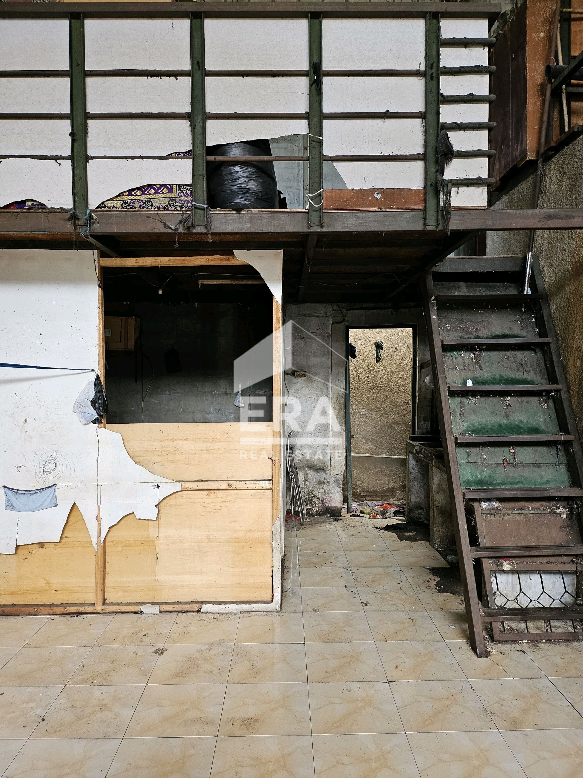 interior 4