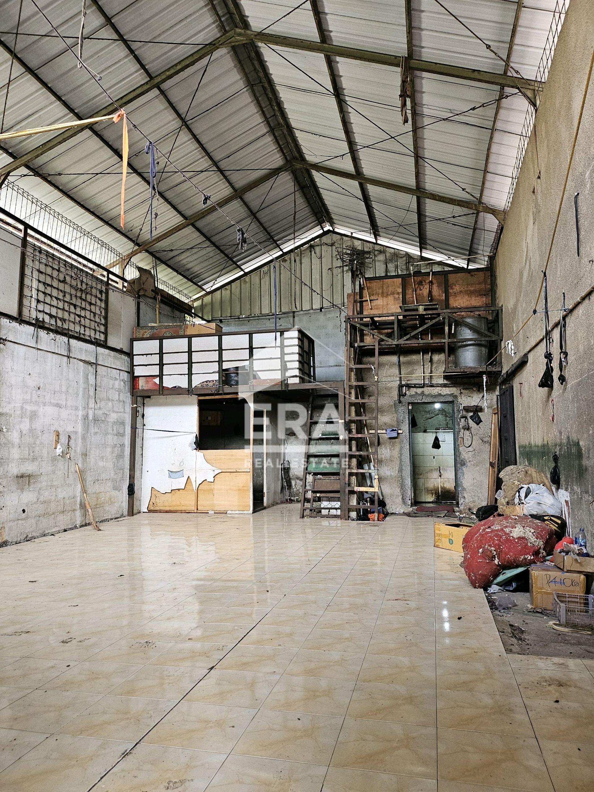 interior 6
