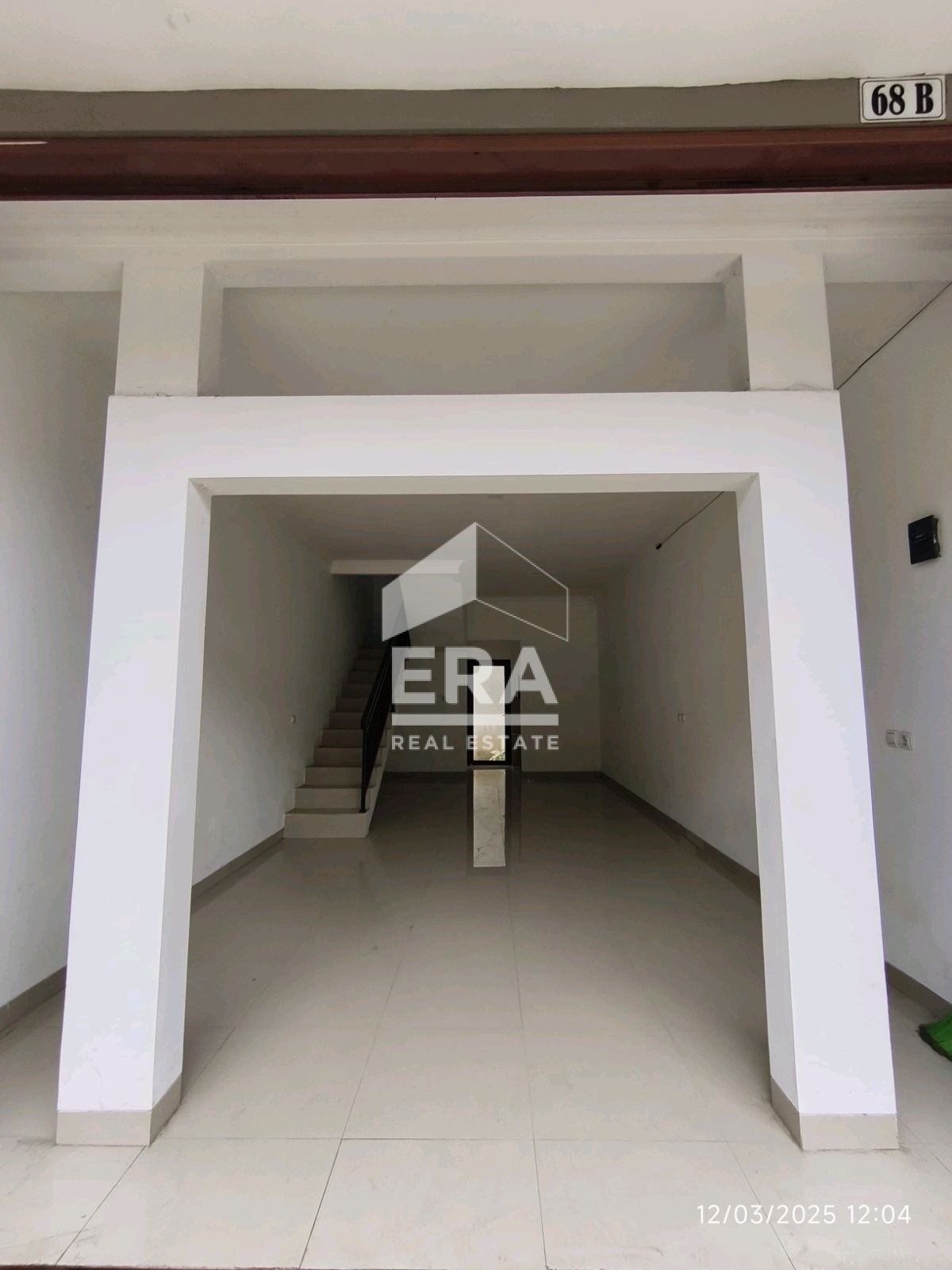 interior 10