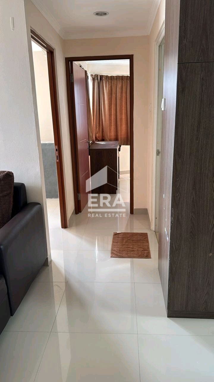 interior 8