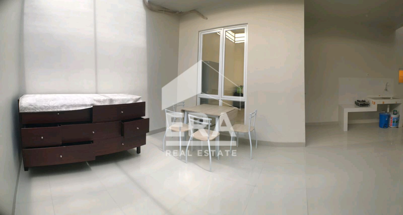 interior 2