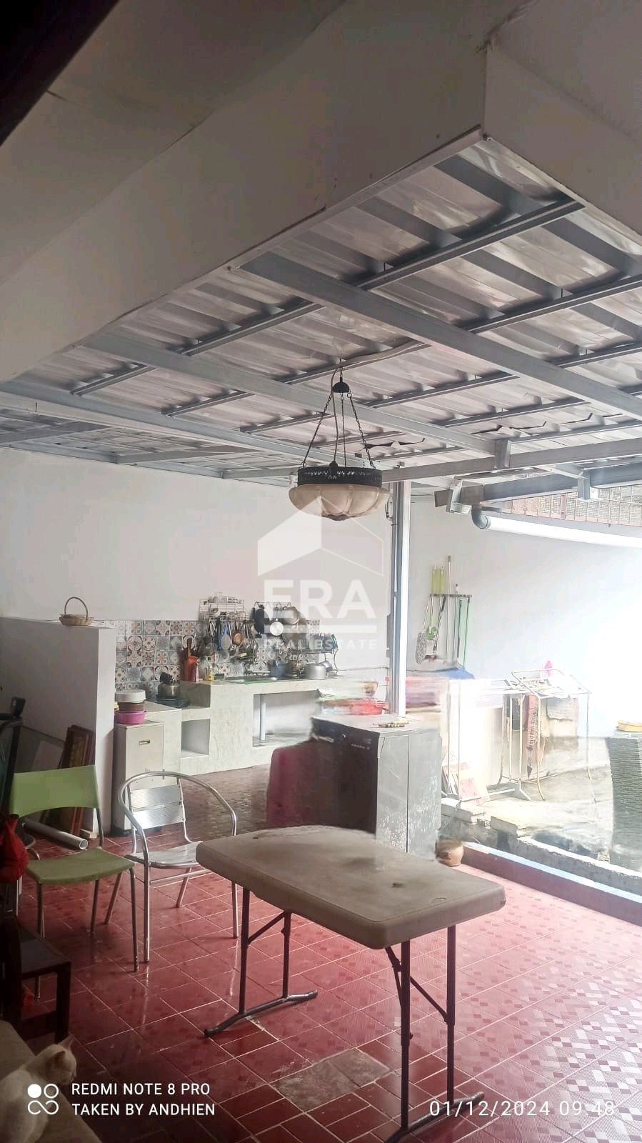 interior 8