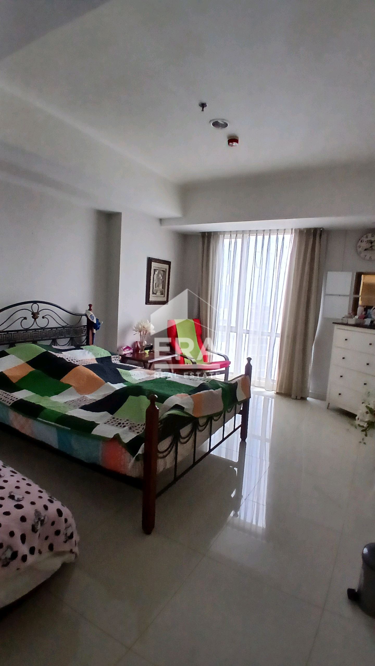 interior 4