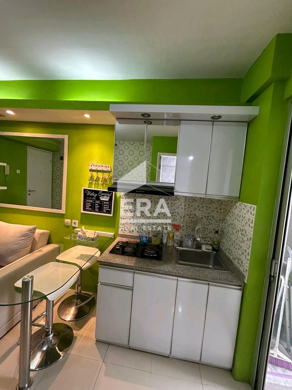 interior 2