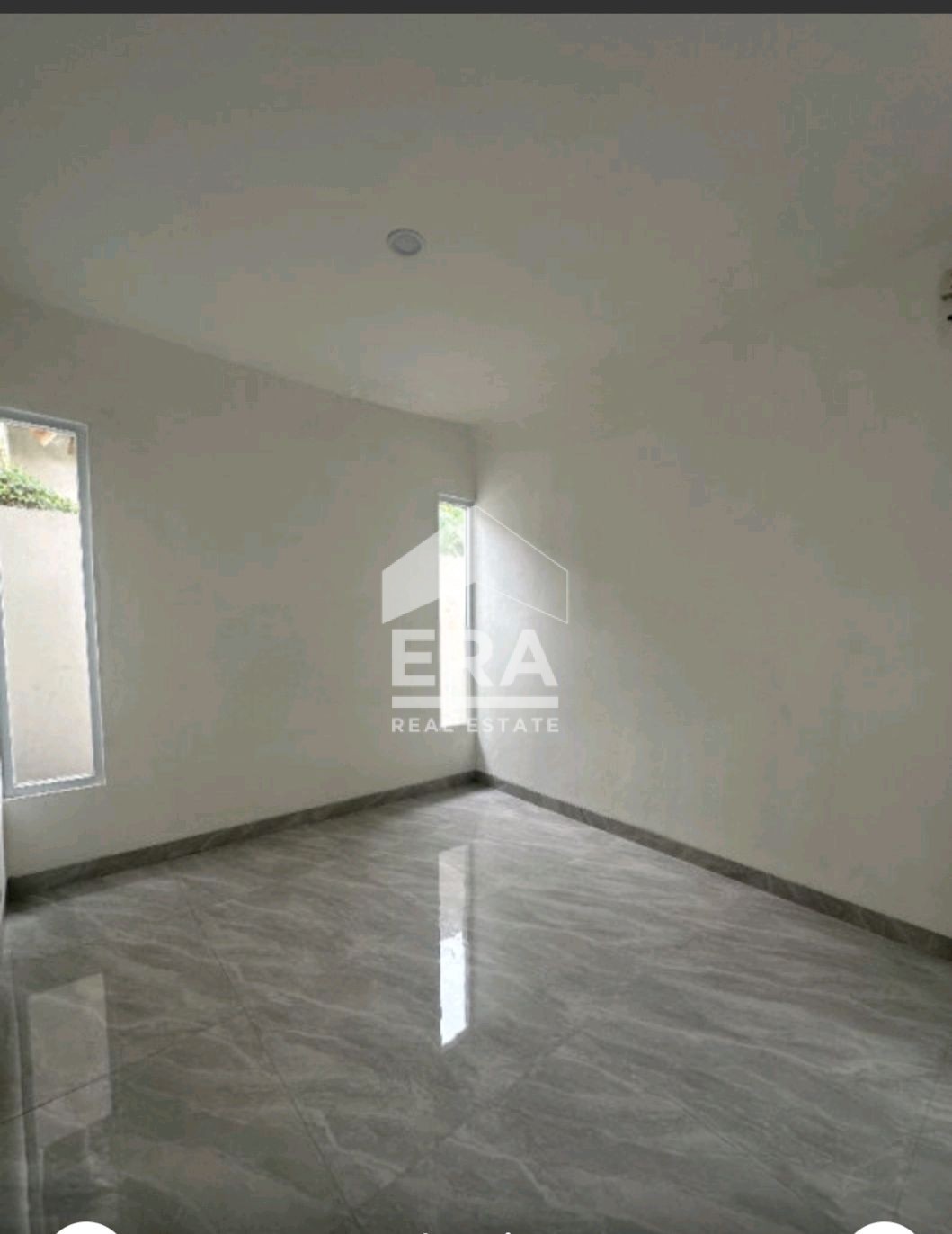 interior 8