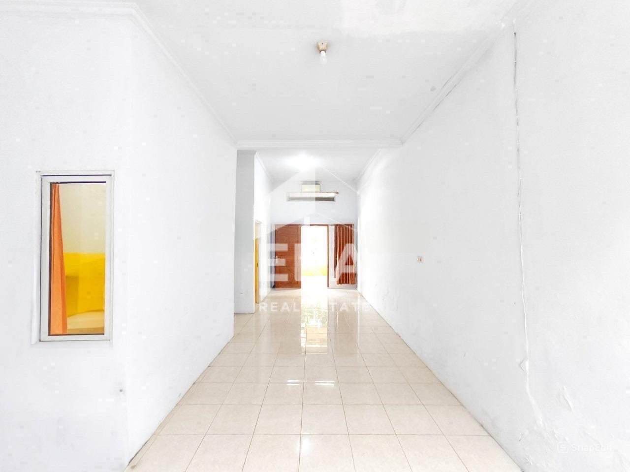 interior 6