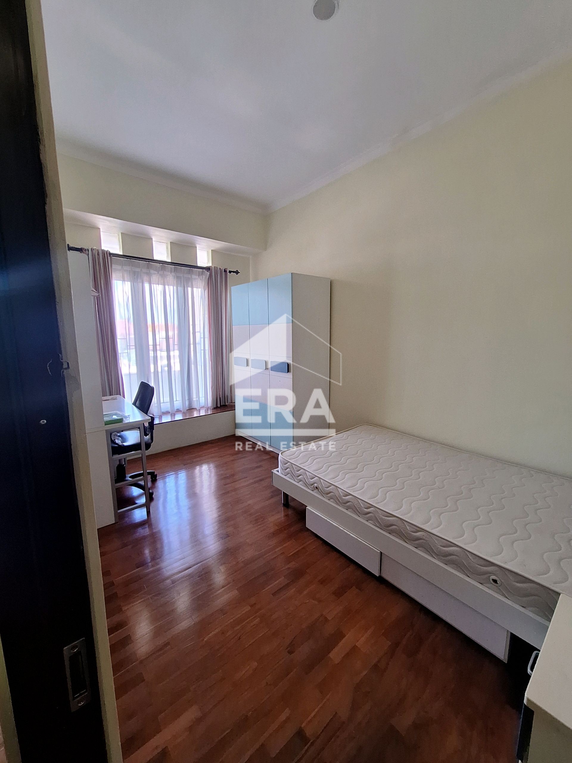 interior 5