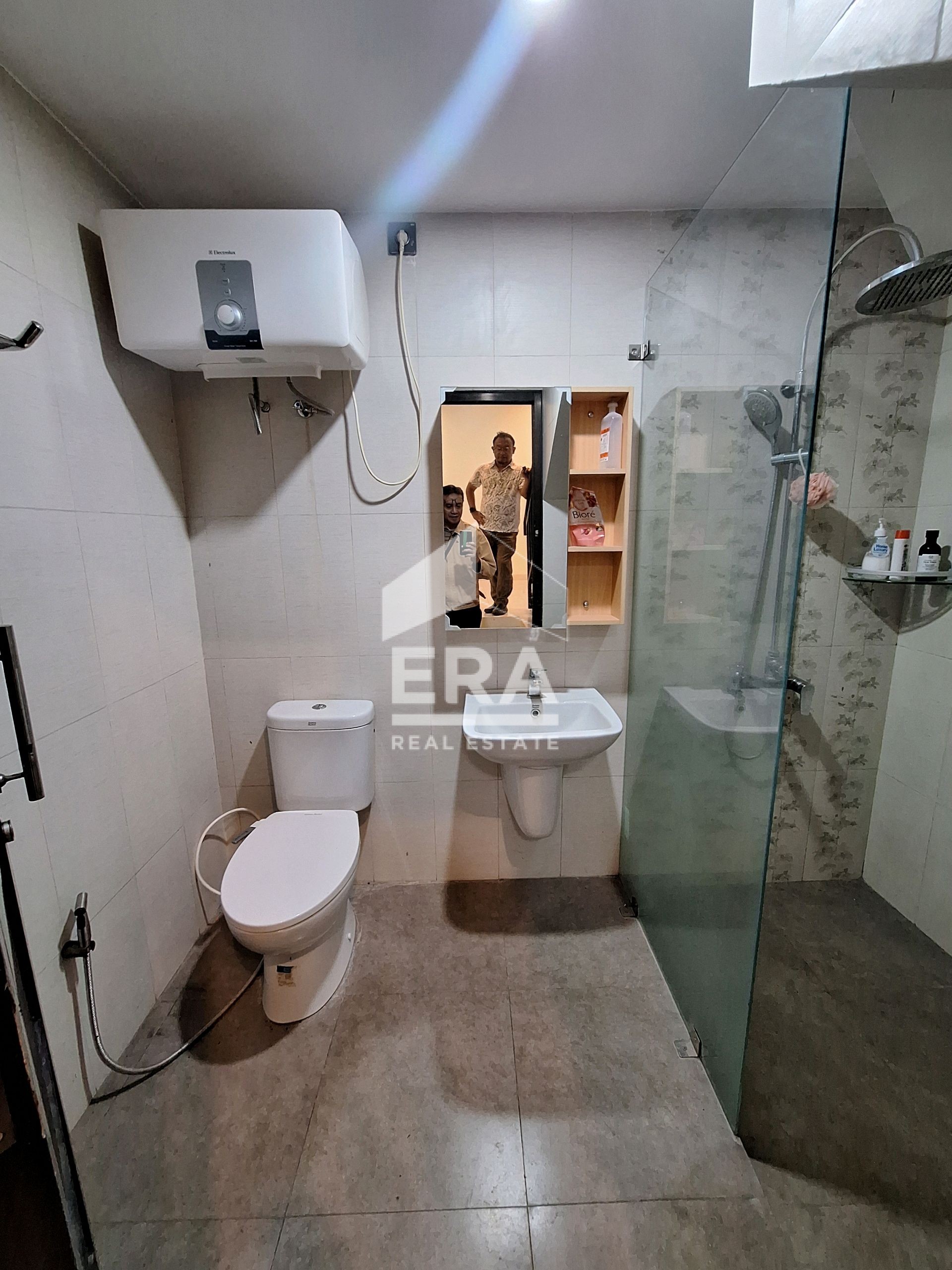 interior 6
