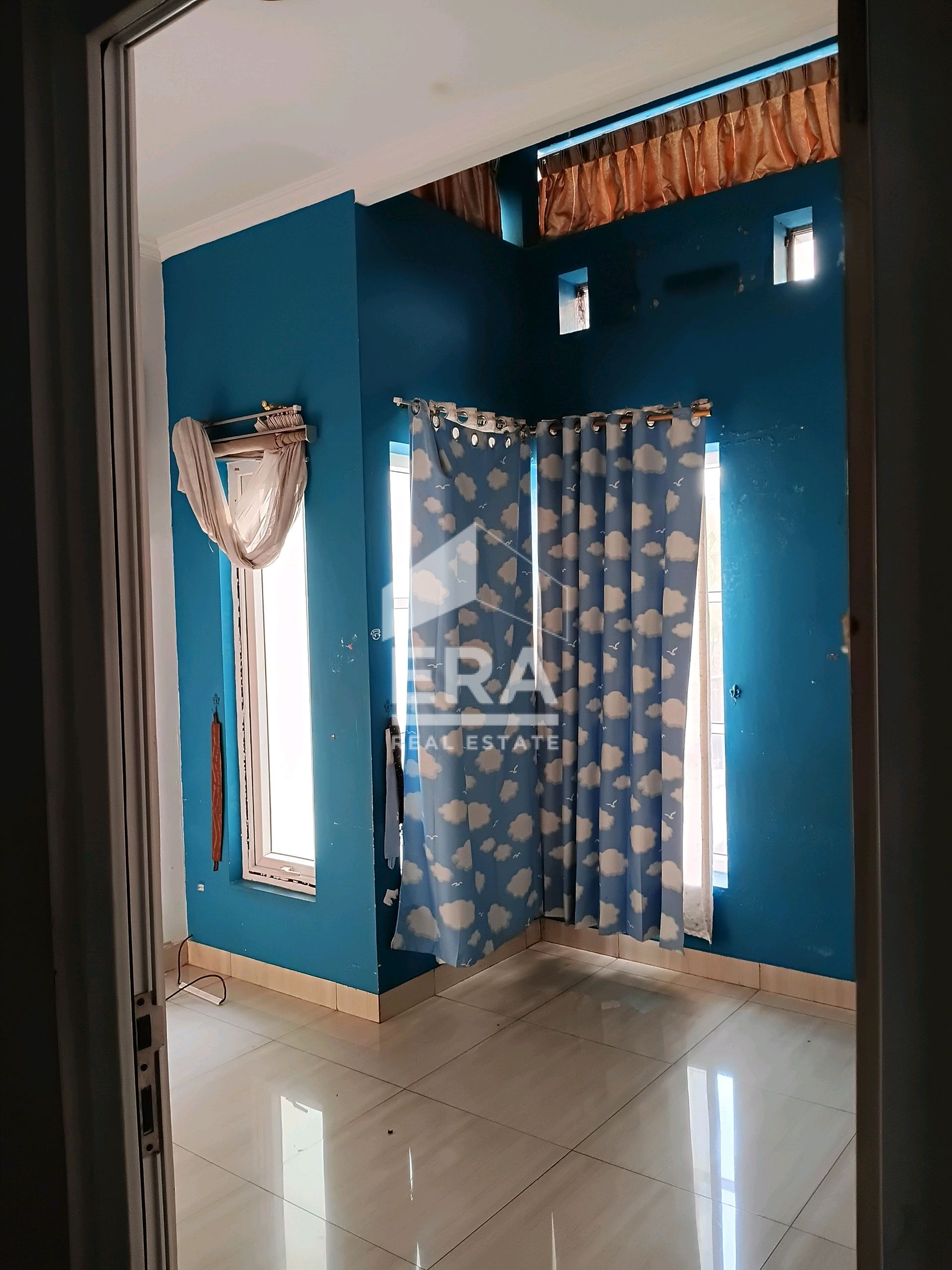 interior 6