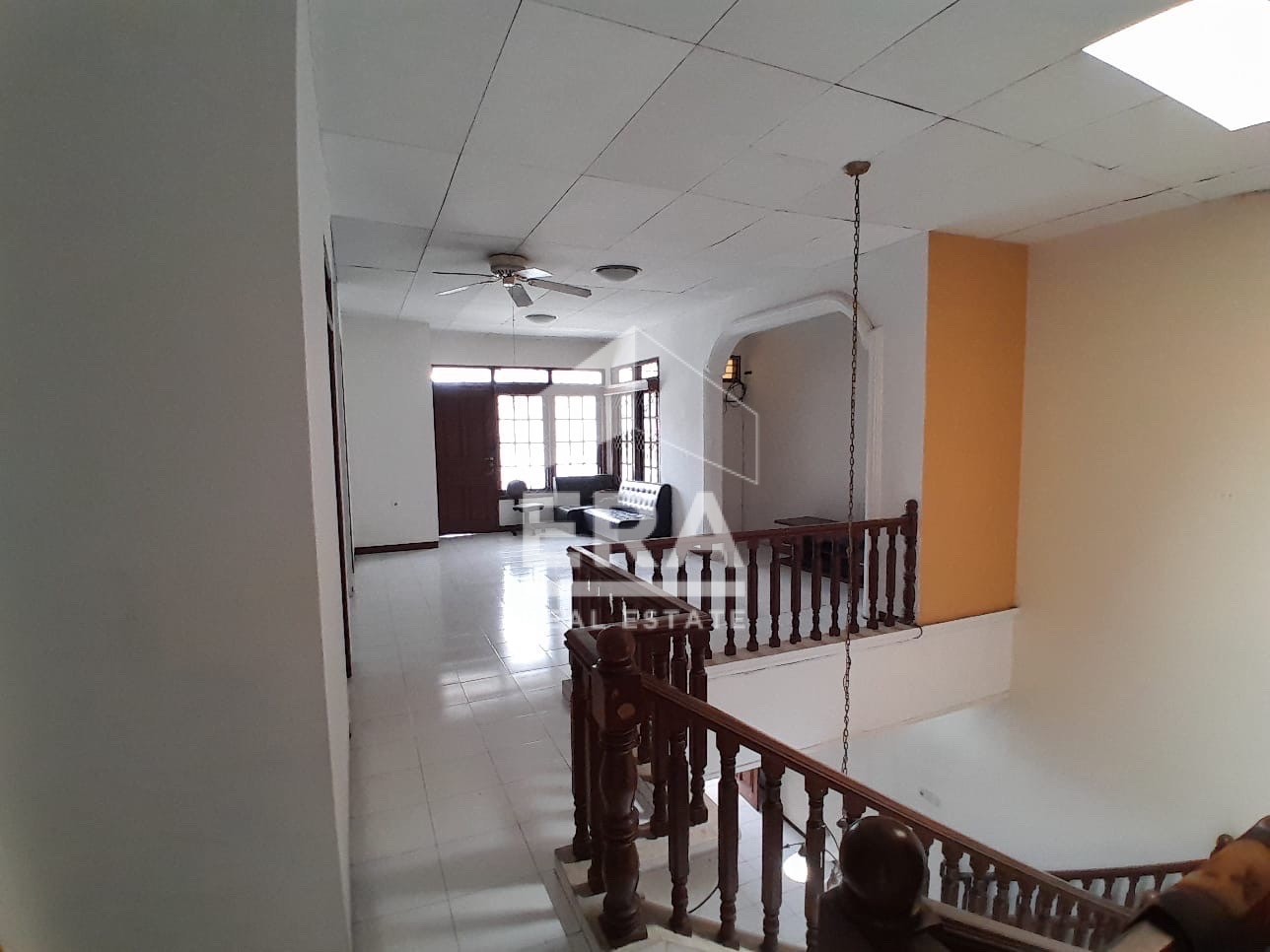 interior 6
