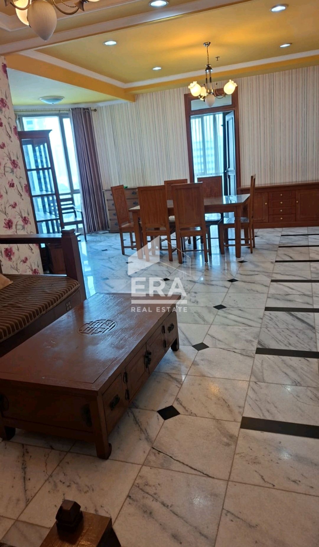 interior 4