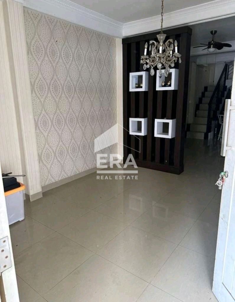 interior 4
