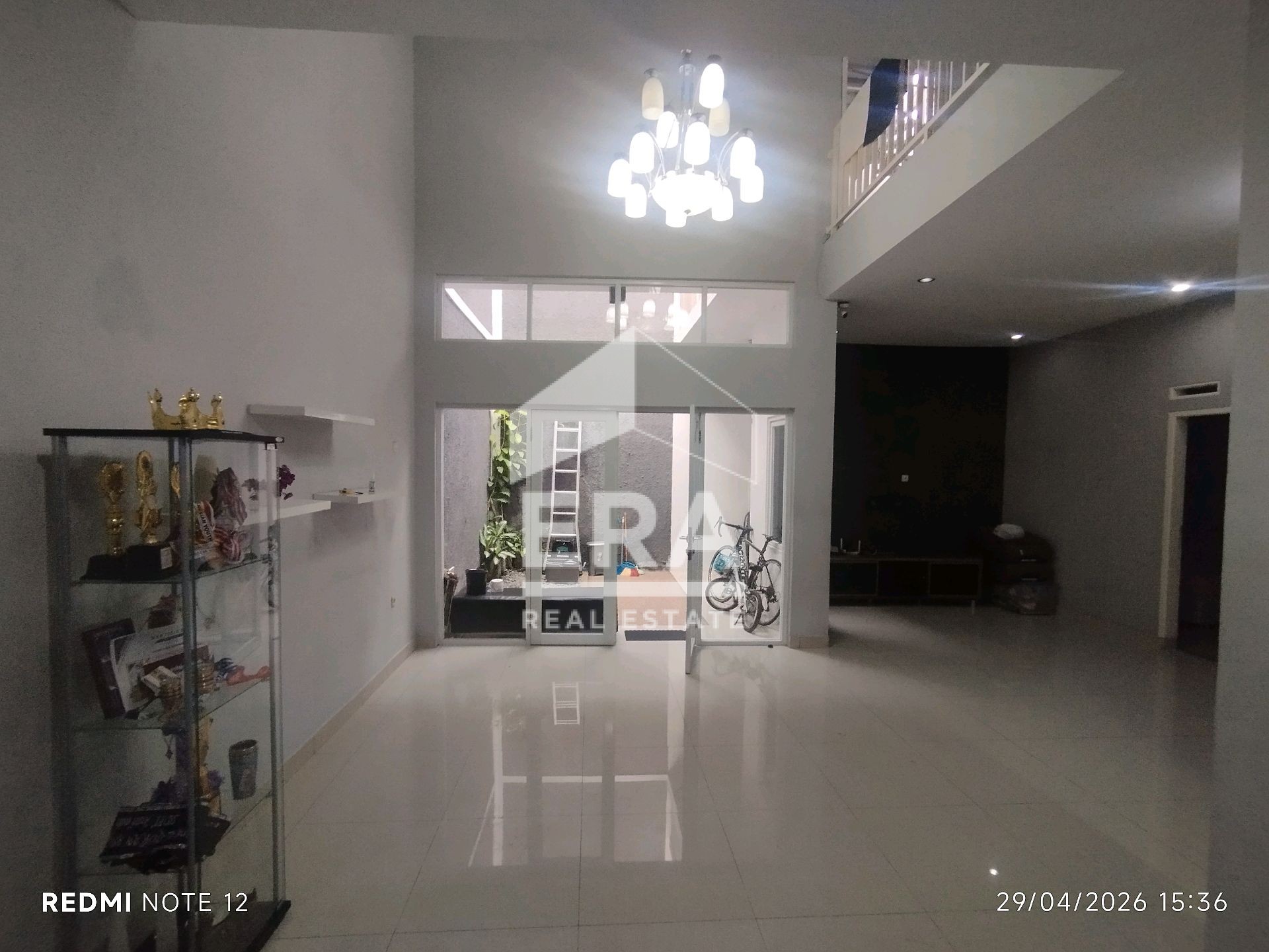 interior 2