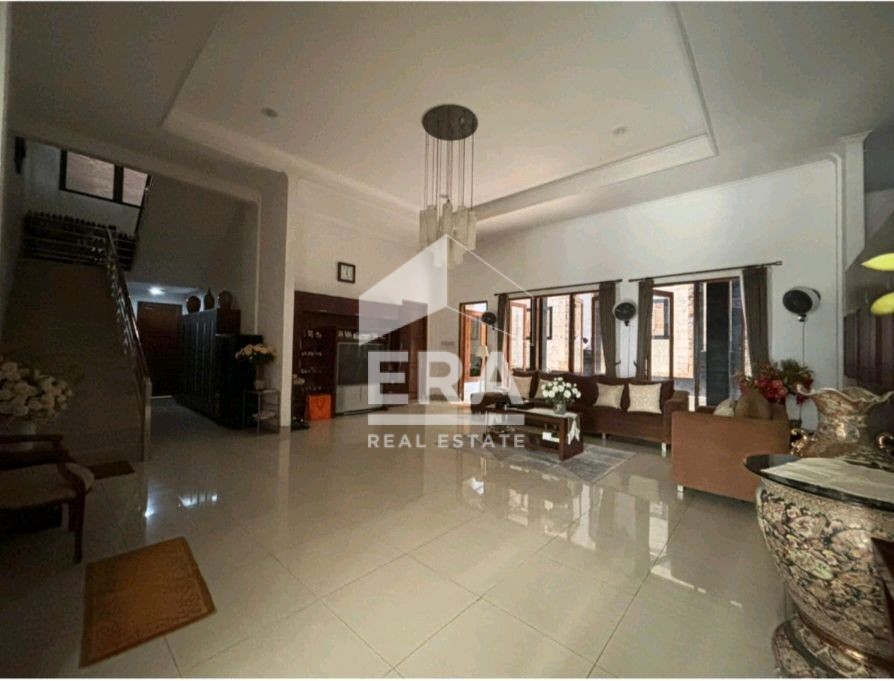 interior 2