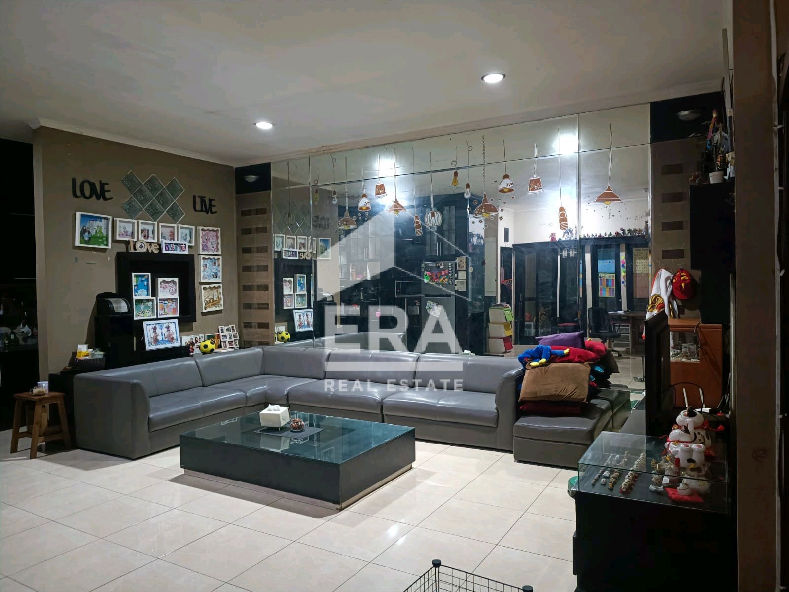 interior 3