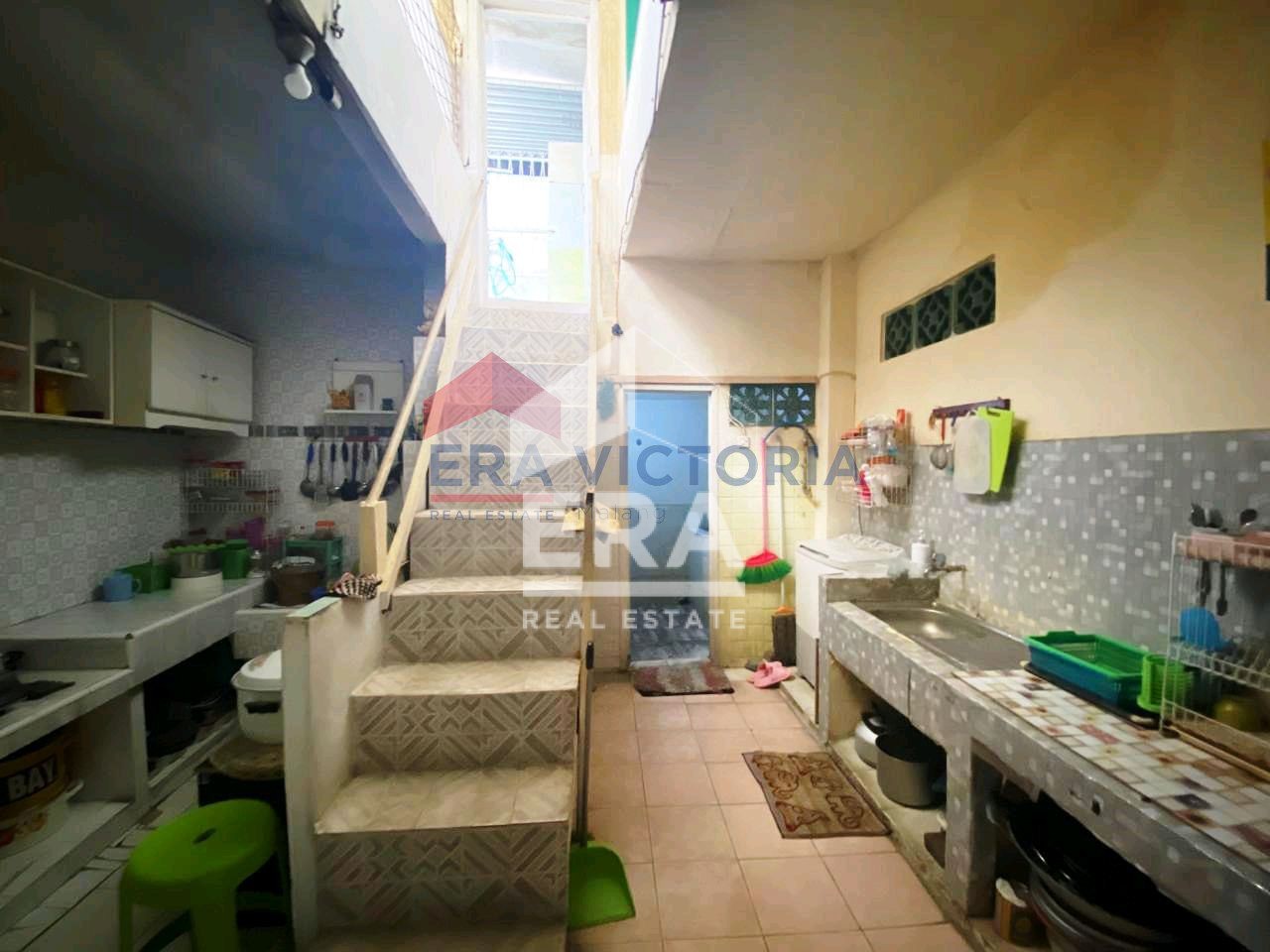 interior 9