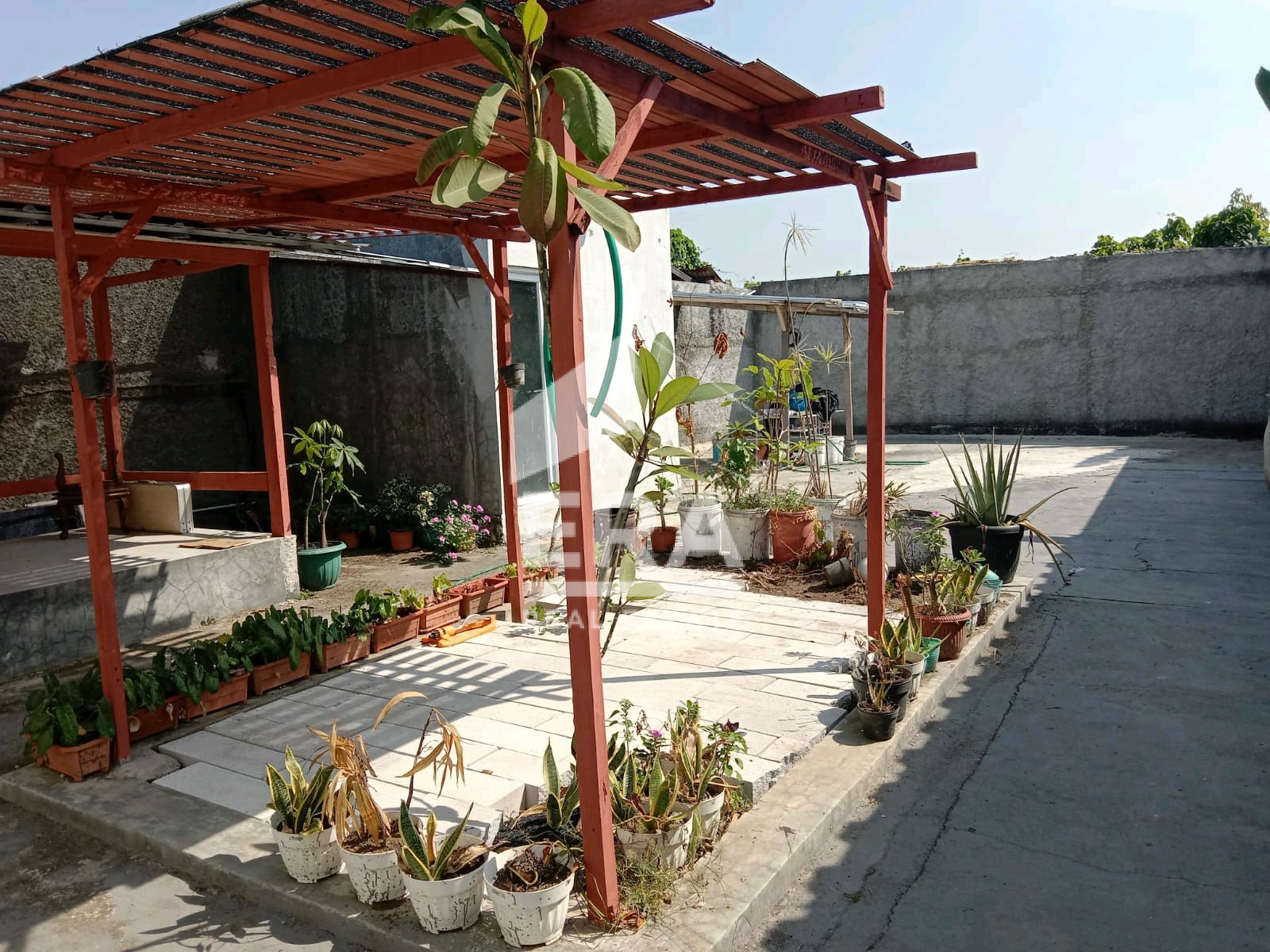 interior 2