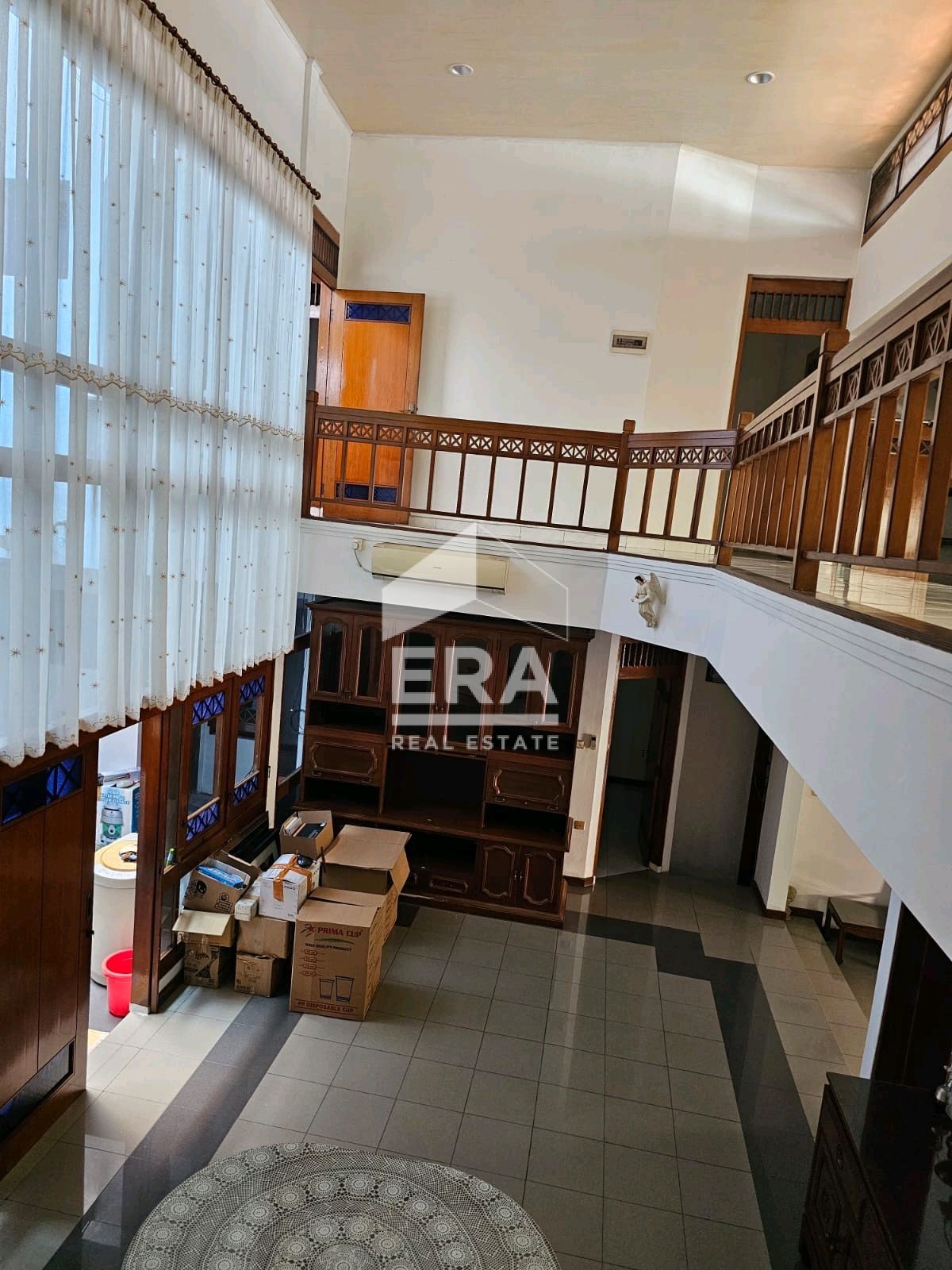 interior 3