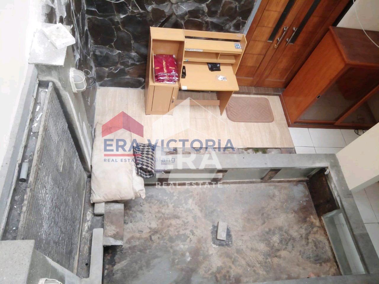 interior 2