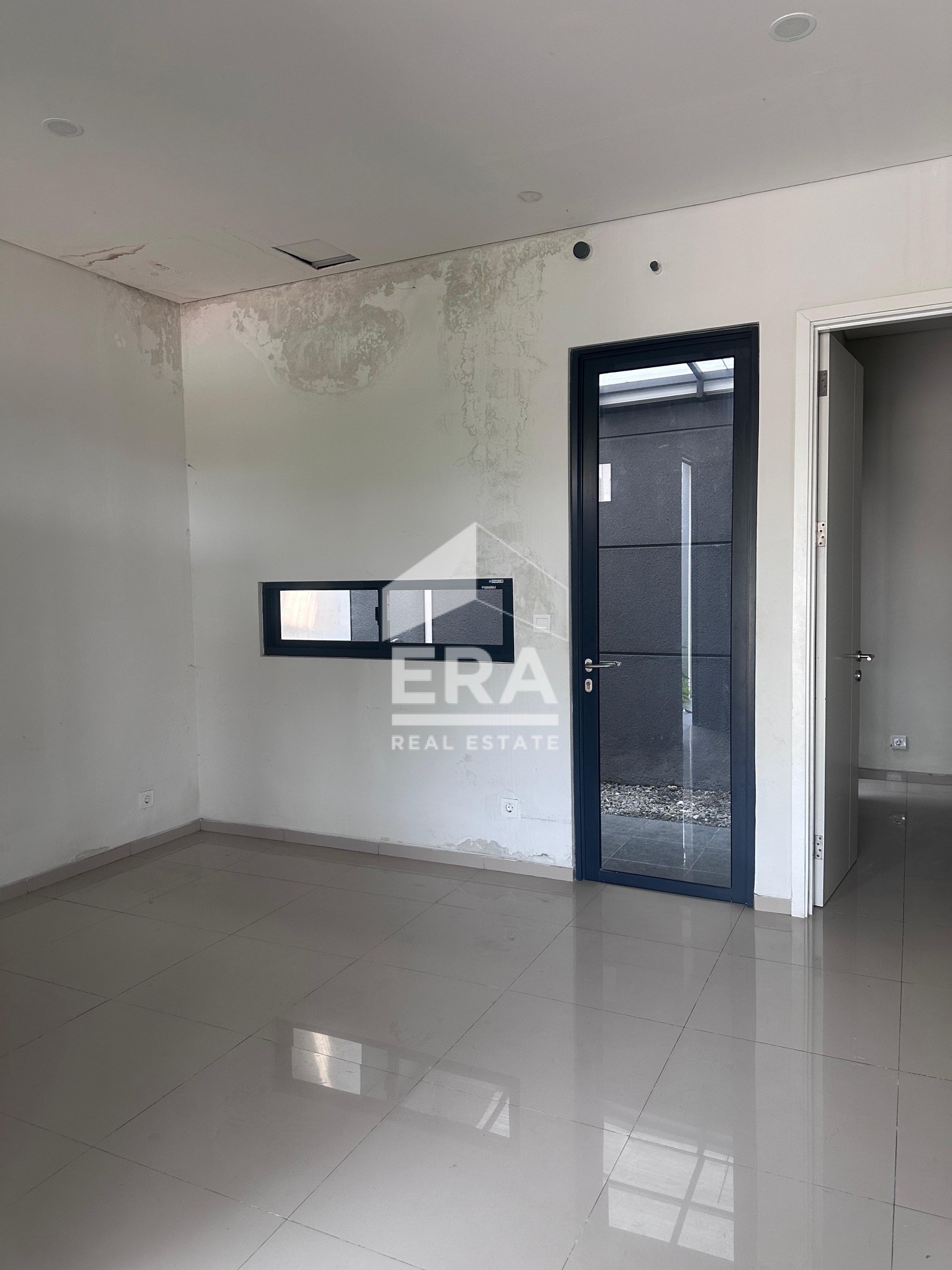 interior 7