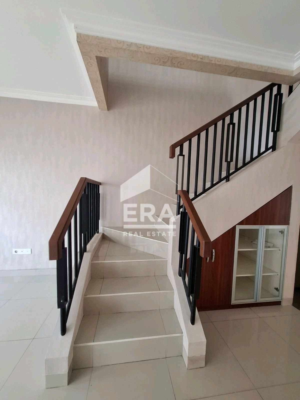 interior 4
