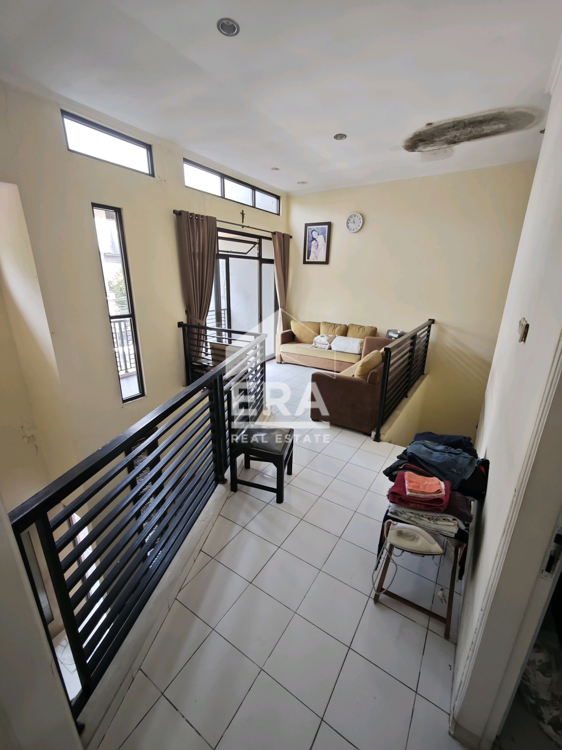 interior 7