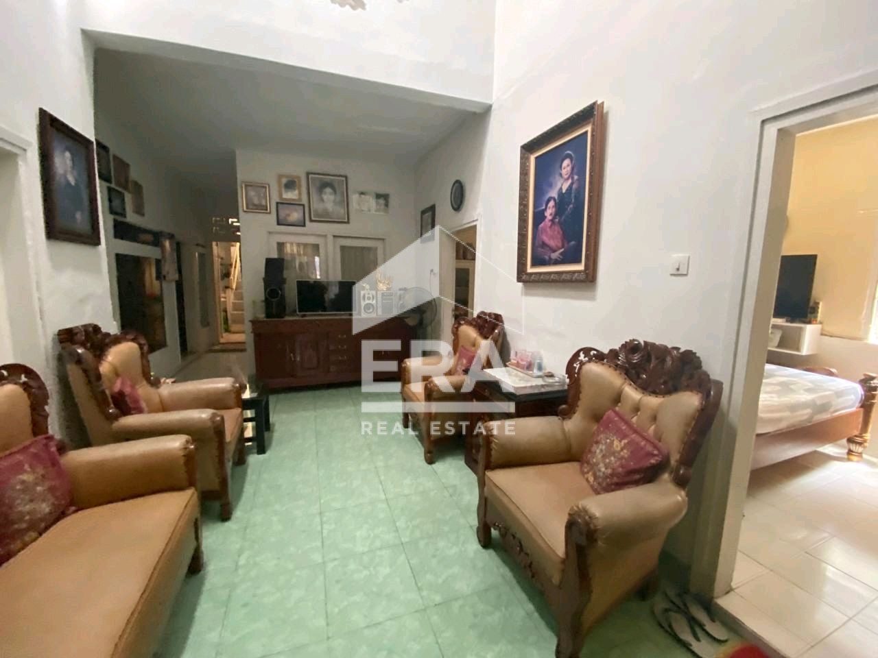 interior 3