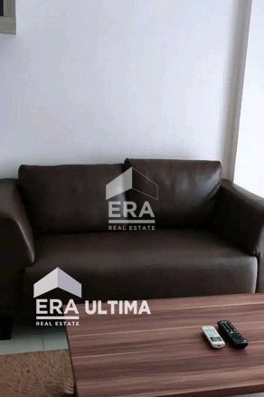 interior 8