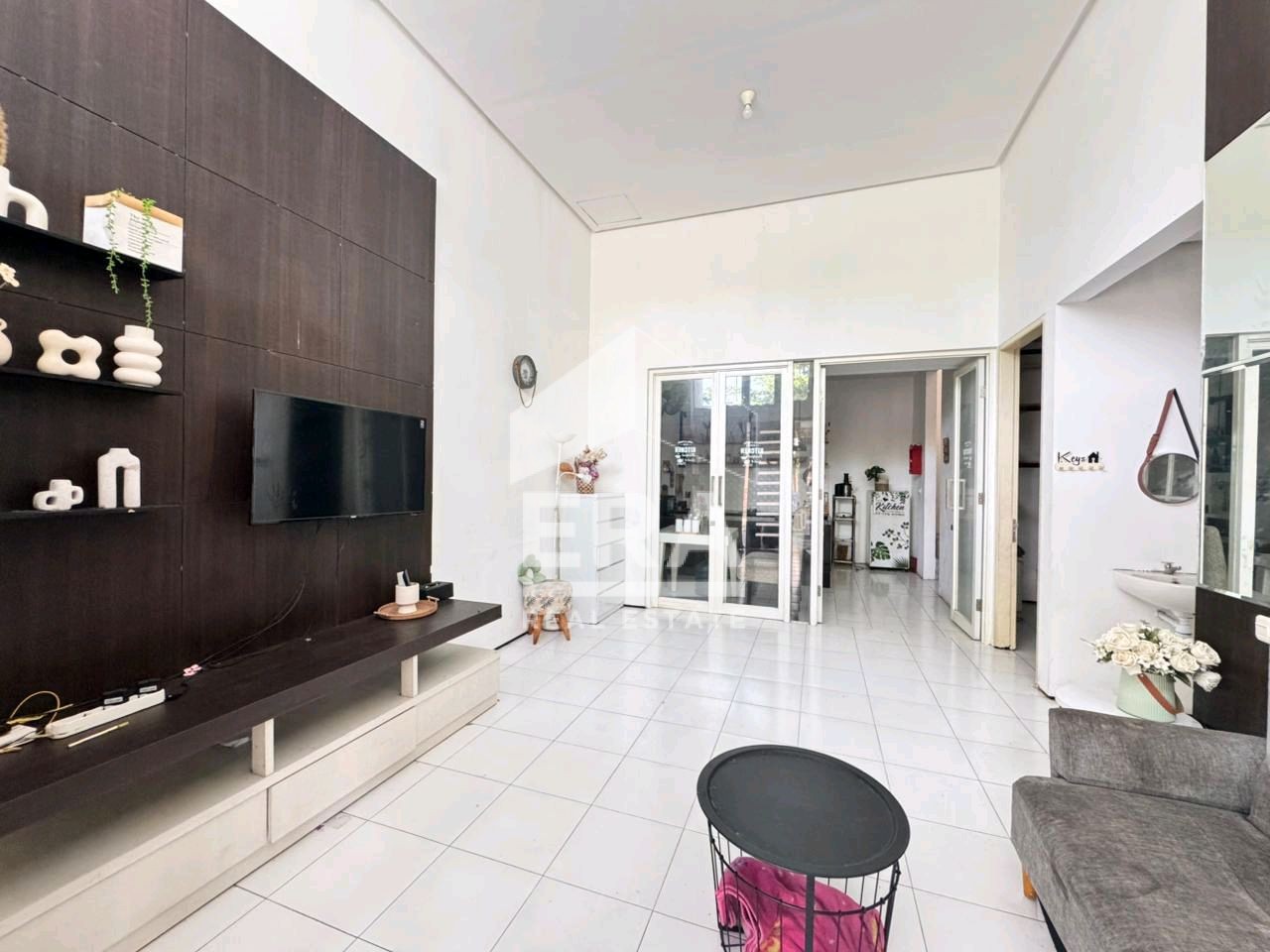 interior 3