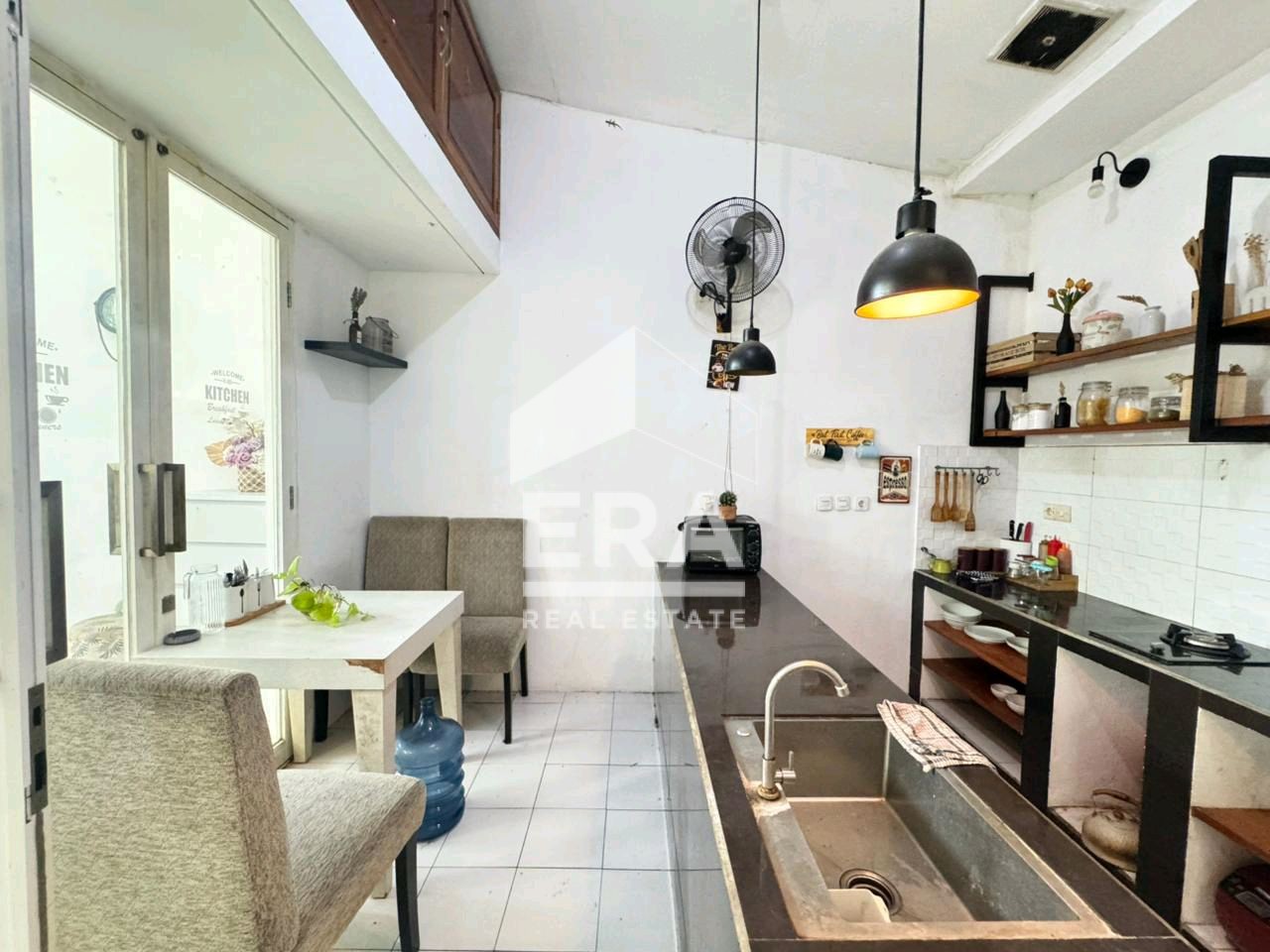 interior 7