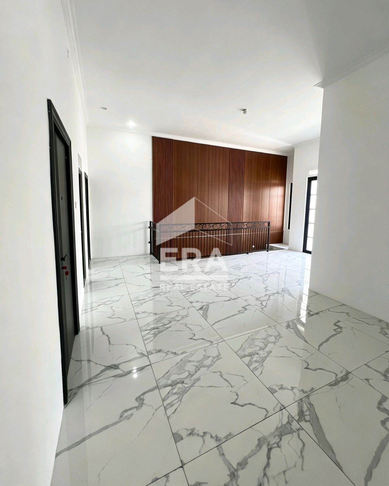 interior 3